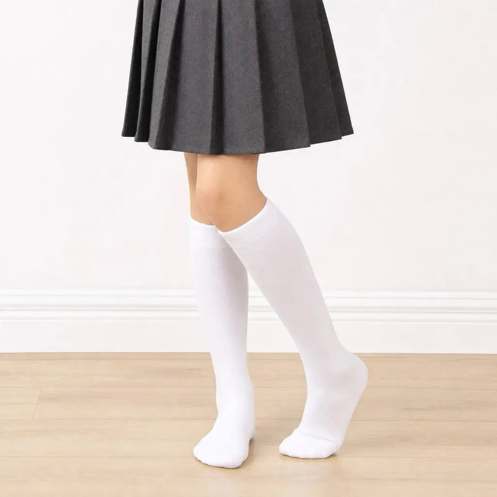 6 Pairs Girls White School Knee High Socks model image