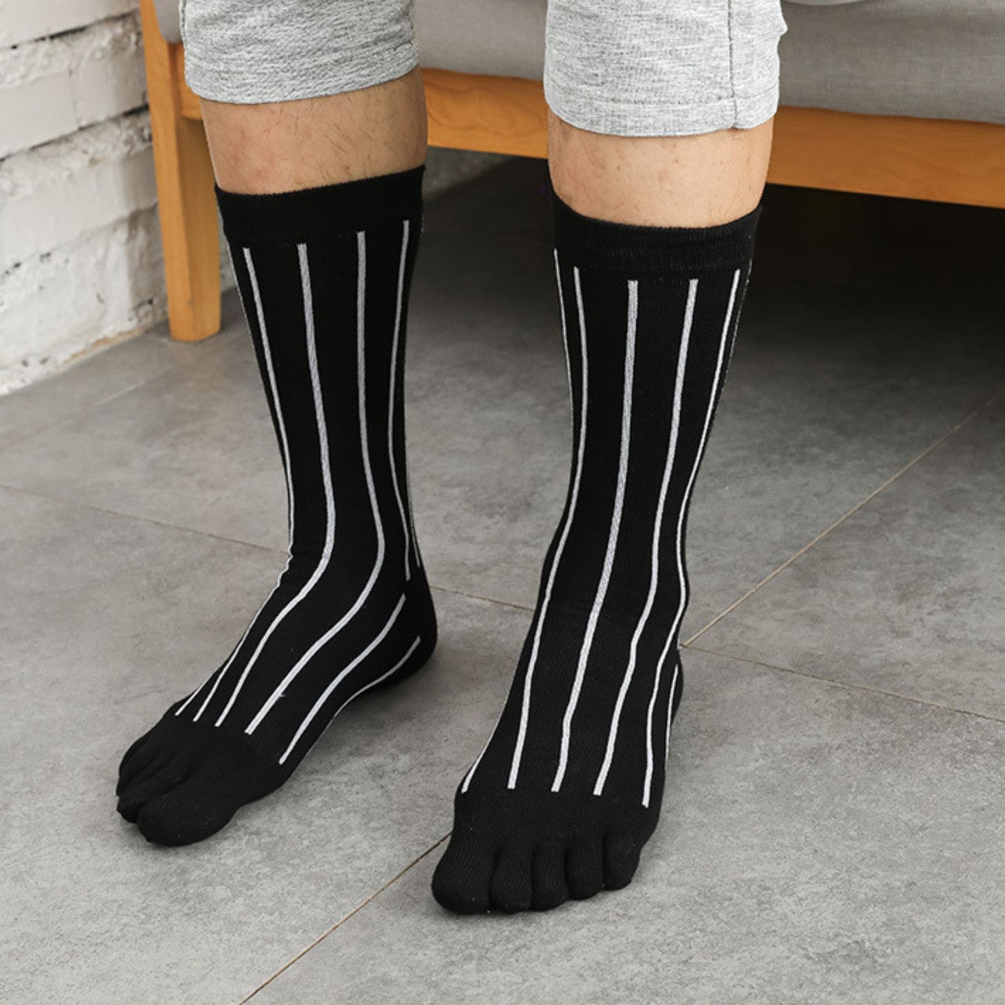 Casual Black Diamond Toe Socks Gift Box