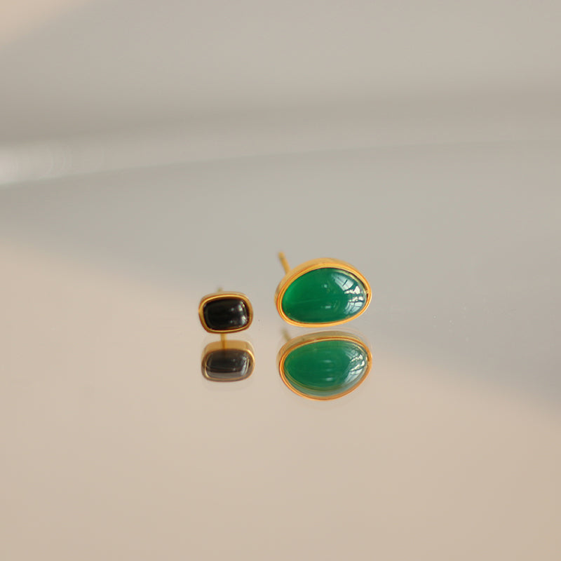 Gold-Plated Green Chalcedony and Black Onyx Jewelry Set