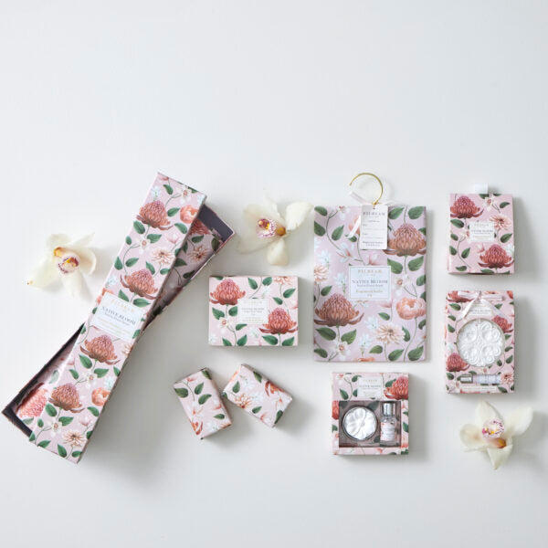 Native Bloom Scented Native Floral Drawer Liners