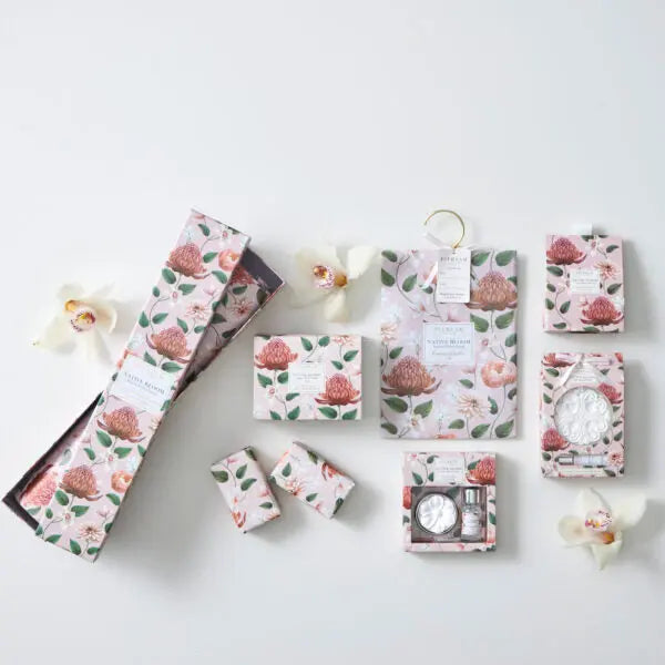 Native Bloom Scented Native Floral Drawer Liners Pilbeam