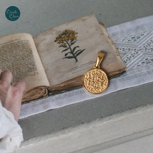 Gold Plated Roman Coin Pendant - Pantsnsox