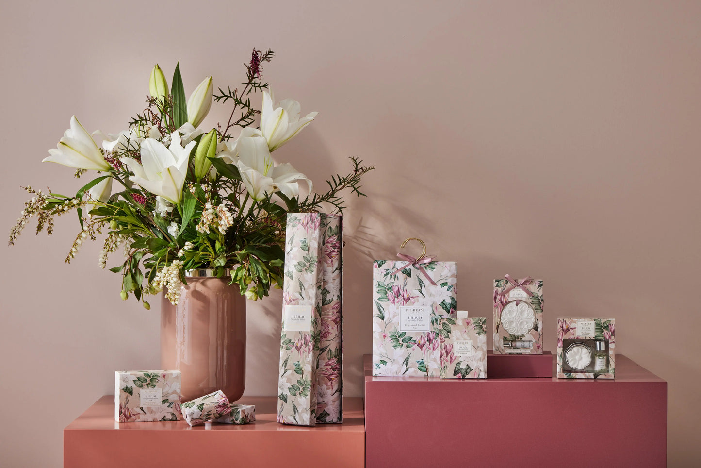 Lilium Scented Drawer Liners 6 Sheets Pilbeam