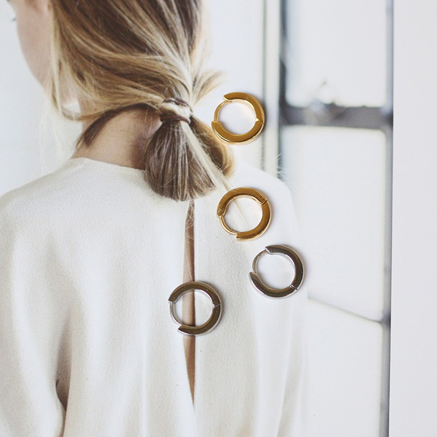 Simple Small Clipon Earrings - Pantsnsox