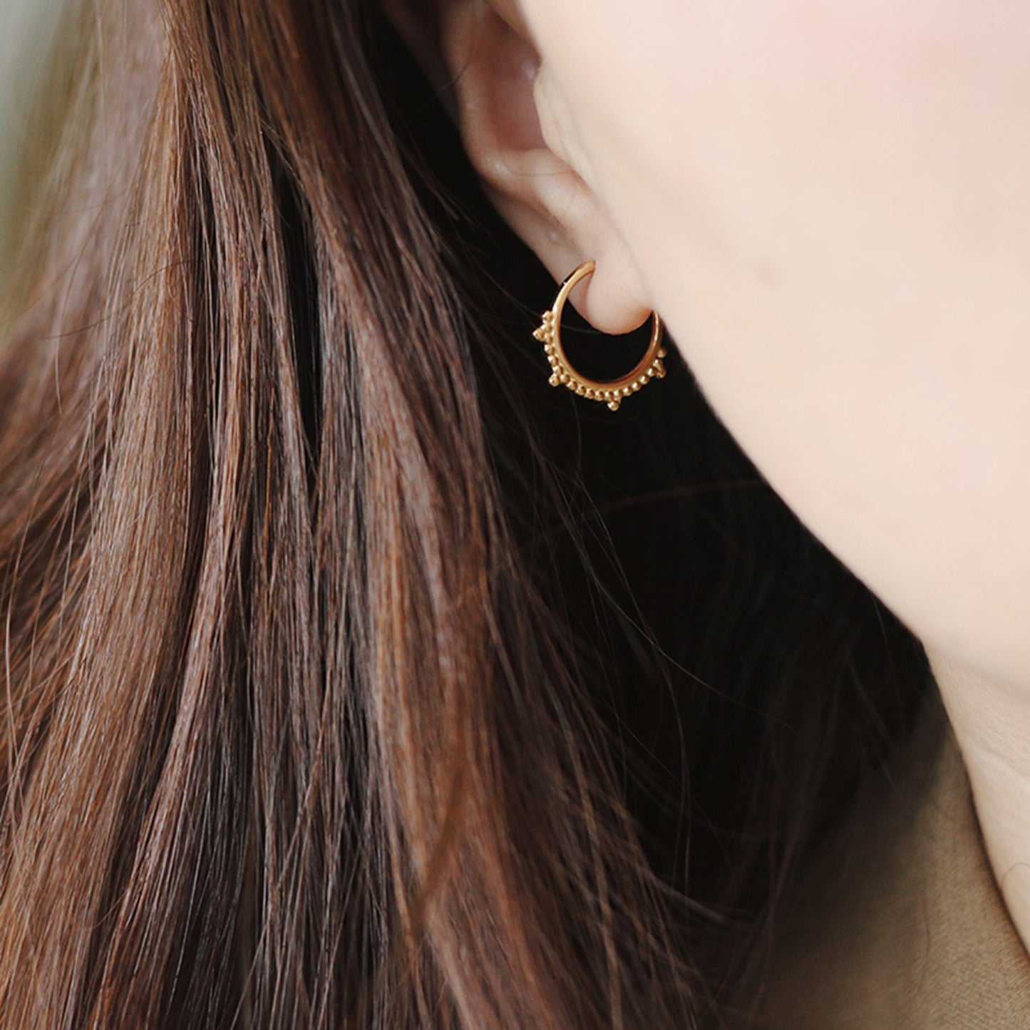 Continues Beaded Hoop Earrings - Pantsnsox