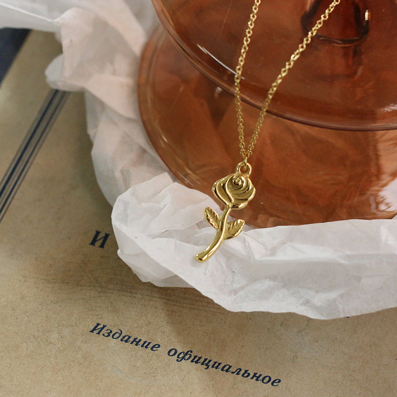 Rose Pendant  Necklace - Pantsnsox
