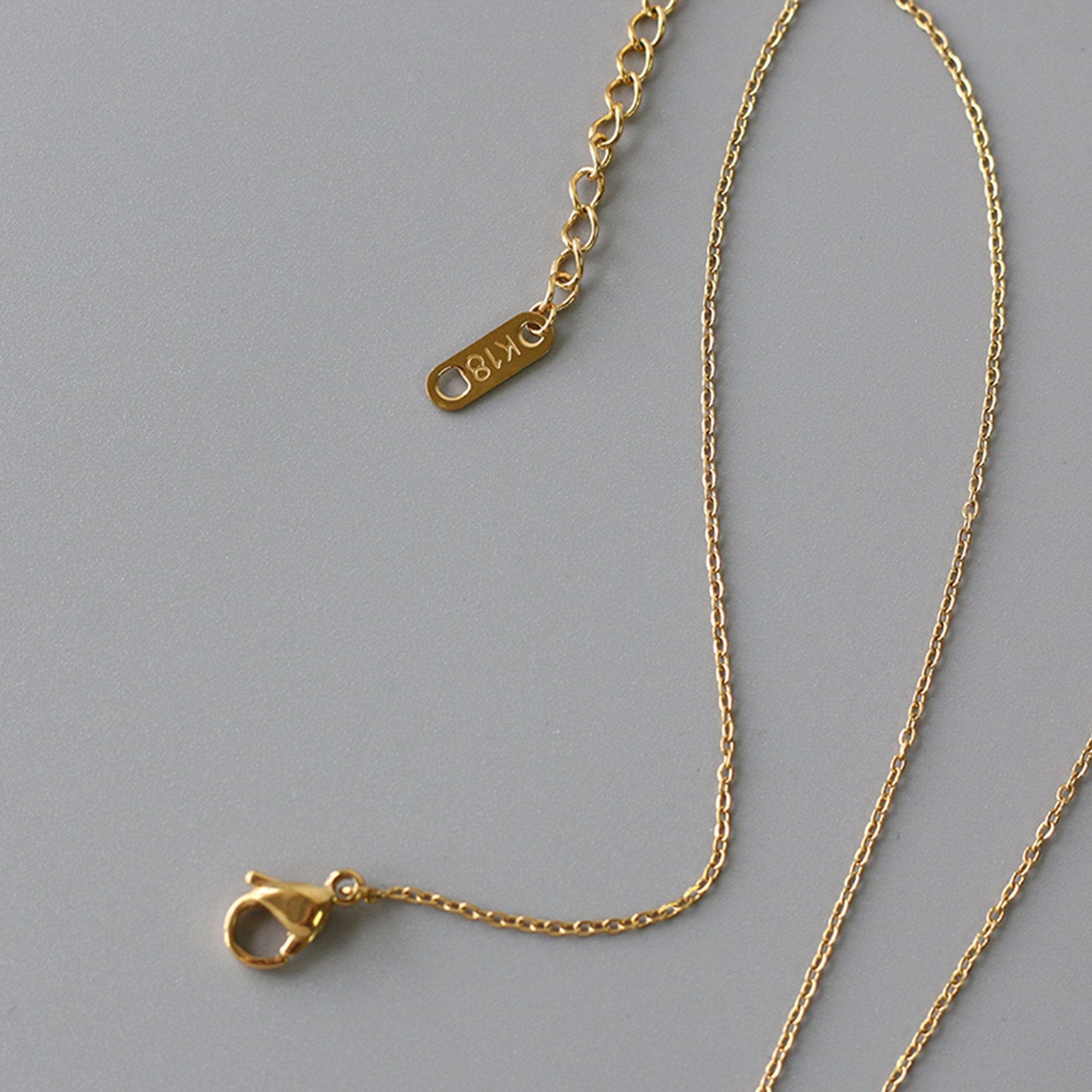 Knight Roma Hero Necklace - Pantsnsox