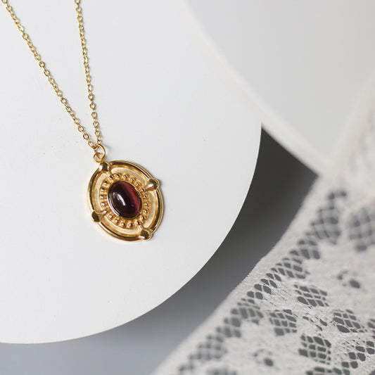 Oval Red Stone Necklace - Pantsnsox