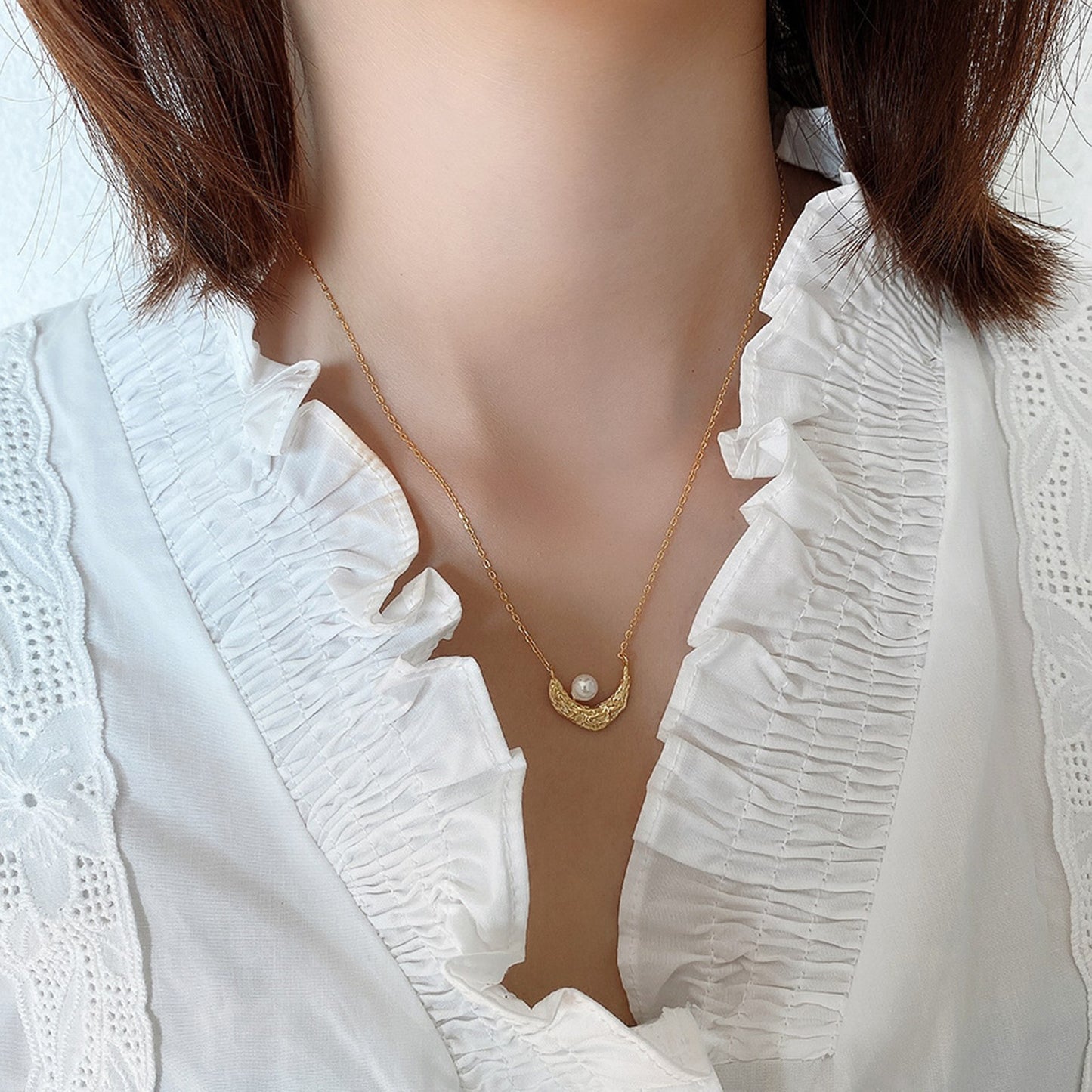 Lunar with Pearl 18K Gold Plated S925 Silver Base Modern Design Moon Necklace
