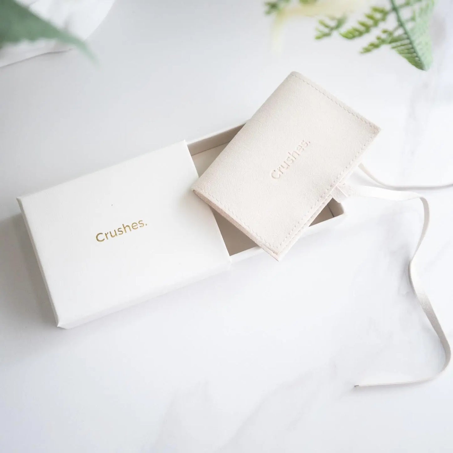 Natural Stone Pendant Necklace Gold Plated Necklace Gift for Women Crushes.