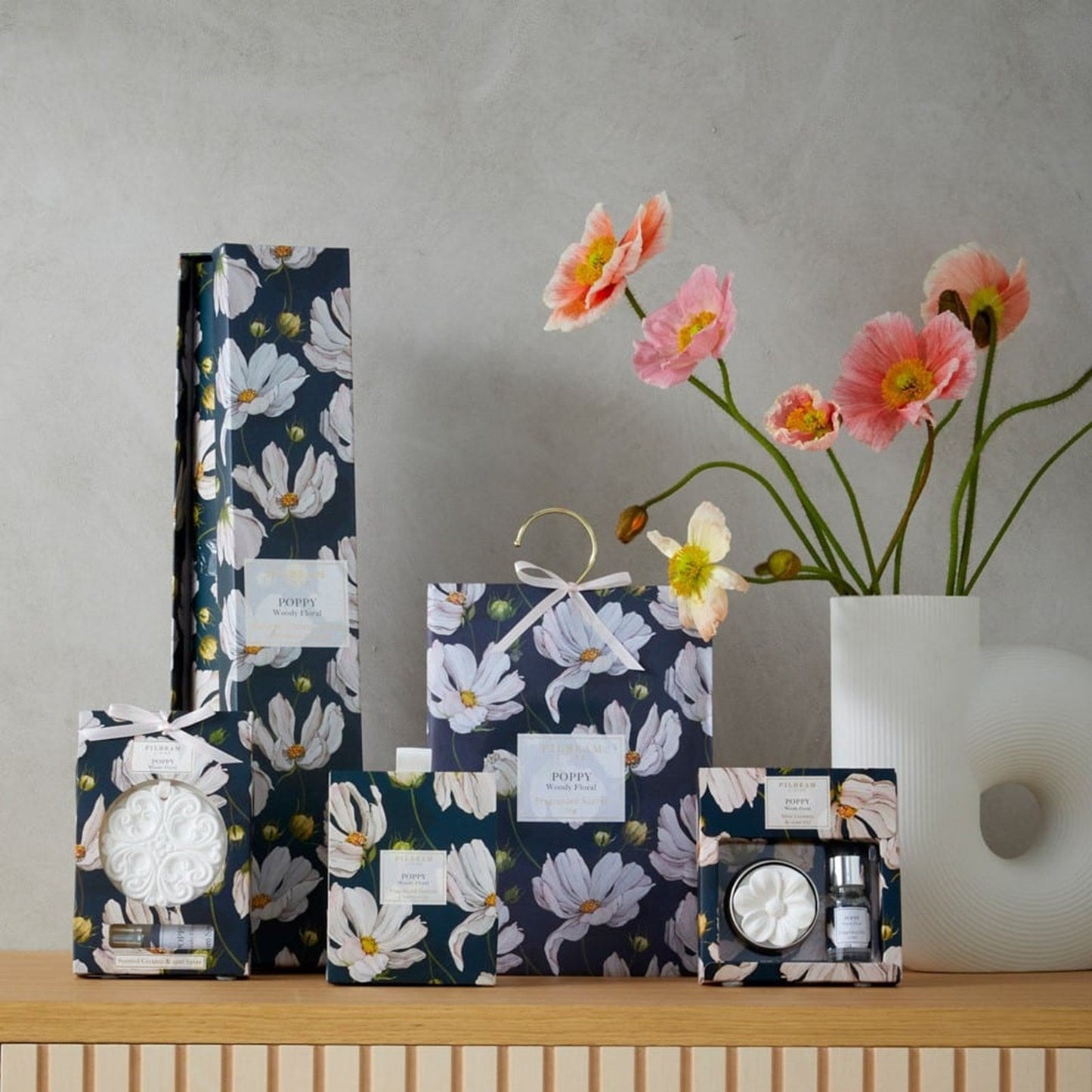 Poppy Fresh Linen Scented Drawer Liner Pilbeam