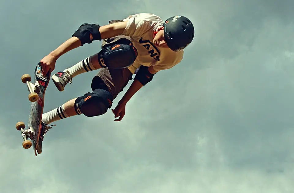 MEN'S ATHLETIC SOCKS