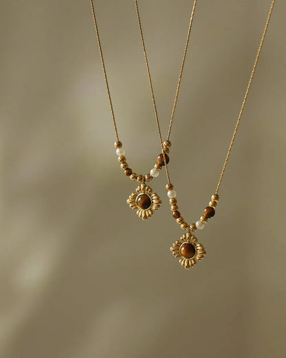 Caramel Tone Vintage Floral Tiger’s Eye Beaded Necklace in Gold-Plated Titanium Steel Crushes.