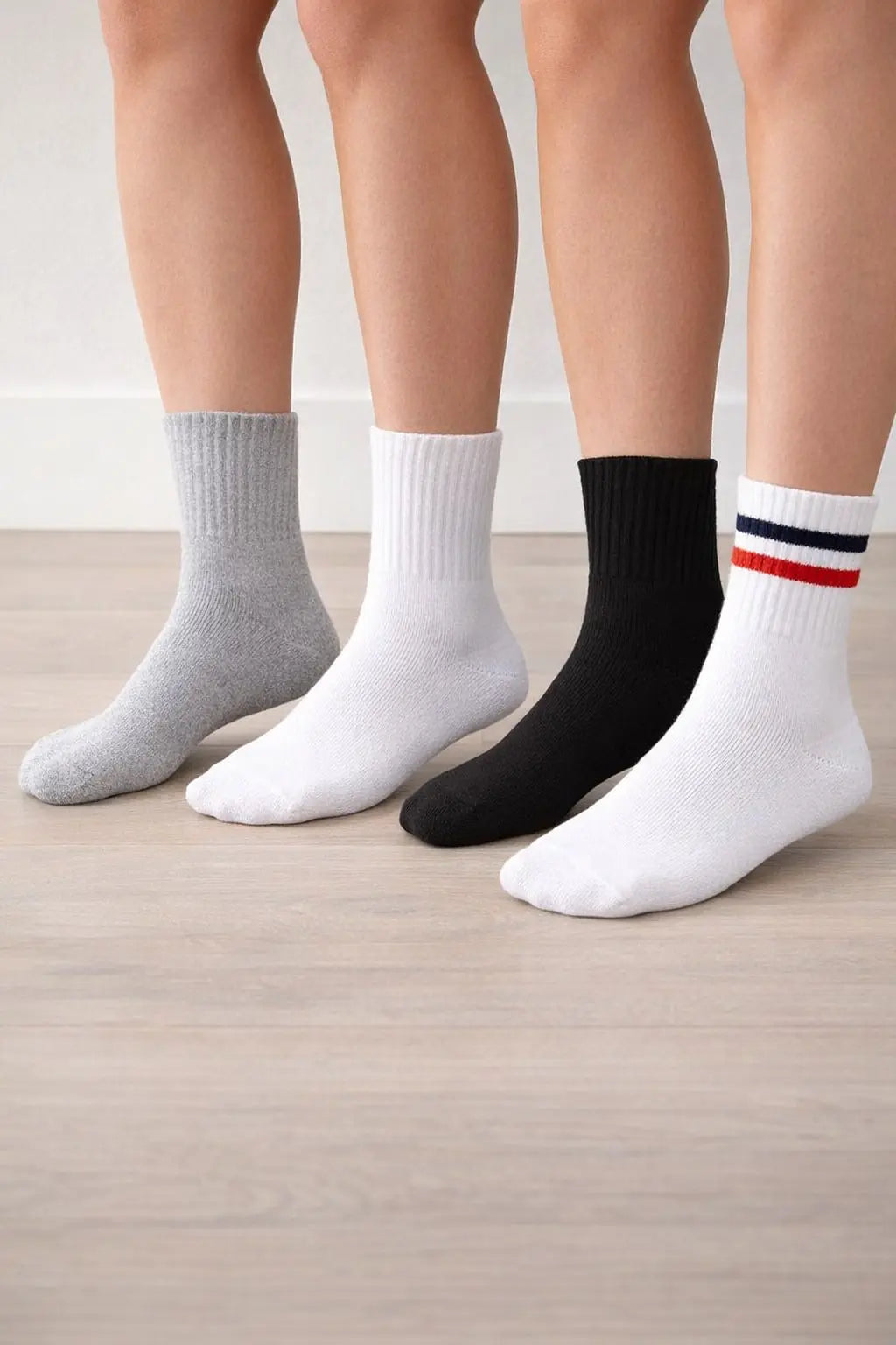 6 Pack Thick Sports Heavy Duty Work Cotton Socks Crew Socks for Women Size 2-8 model image