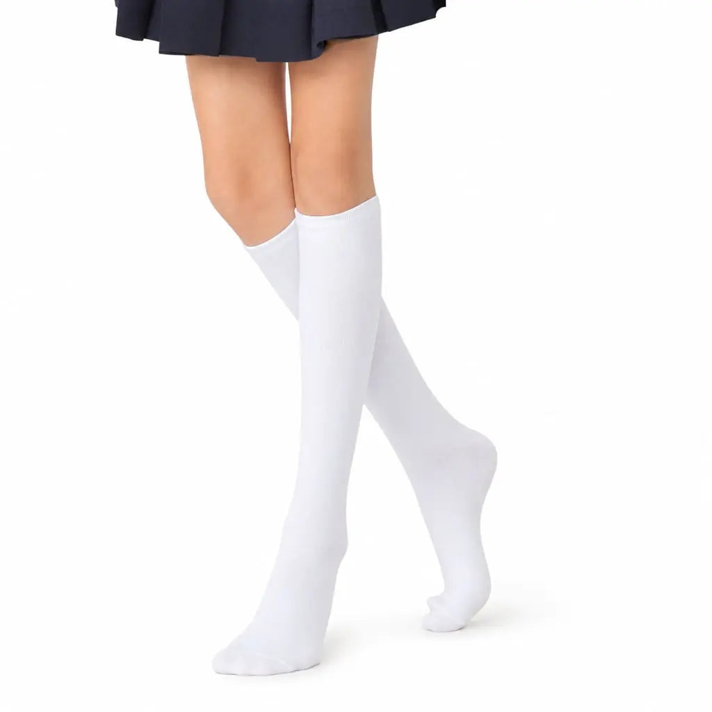6 Pairs Girls White School Knee High Socks model image