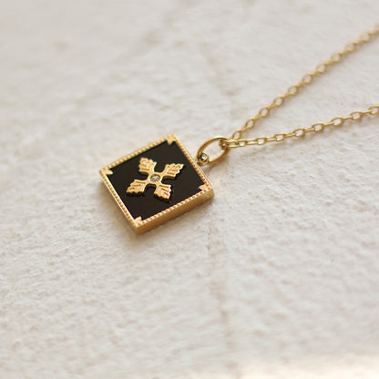 Elegant Gold-Plated Square Pendant Necklace with Embossed Snowflake Design