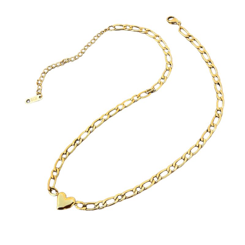 Chic Gold-Plated Heart Charm Choker with Extendable Chain