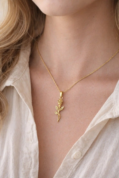 Gold Plated Roman Coin Pendant 22 sku-21-L22 一支玫瑰 model image