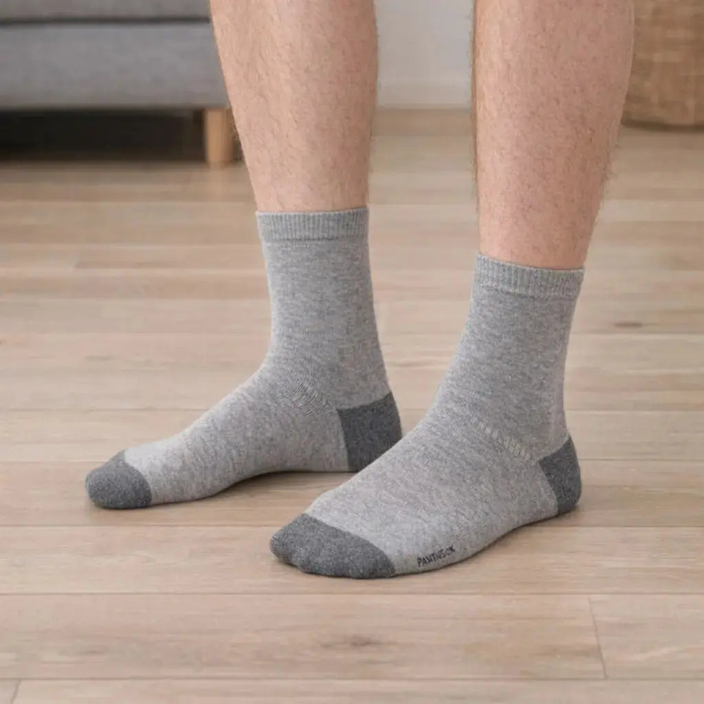 Men Antibacterial Socks Gift Box 5 Pairs model image