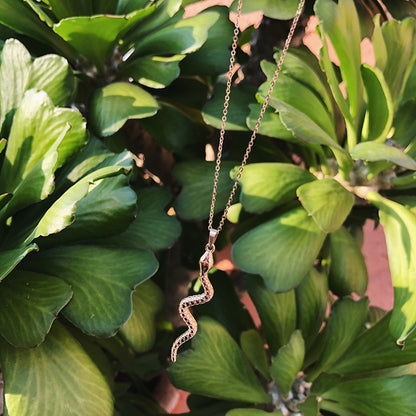 Elegant Snake Necklace Stunning 18k Gold Plated