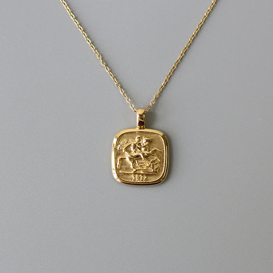 Knight Roma Hero Necklace - Pantsnsox
