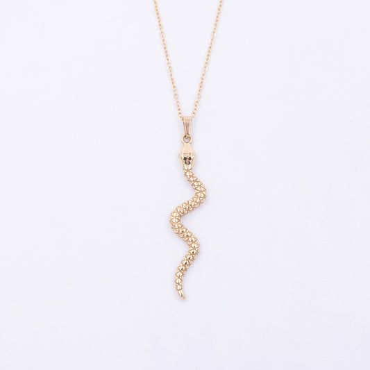 Elegant Snake Necklace Stunning 18k Gold Plated